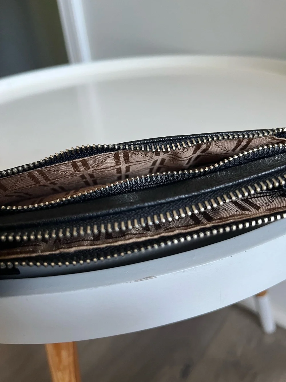 Lodis genuine leather